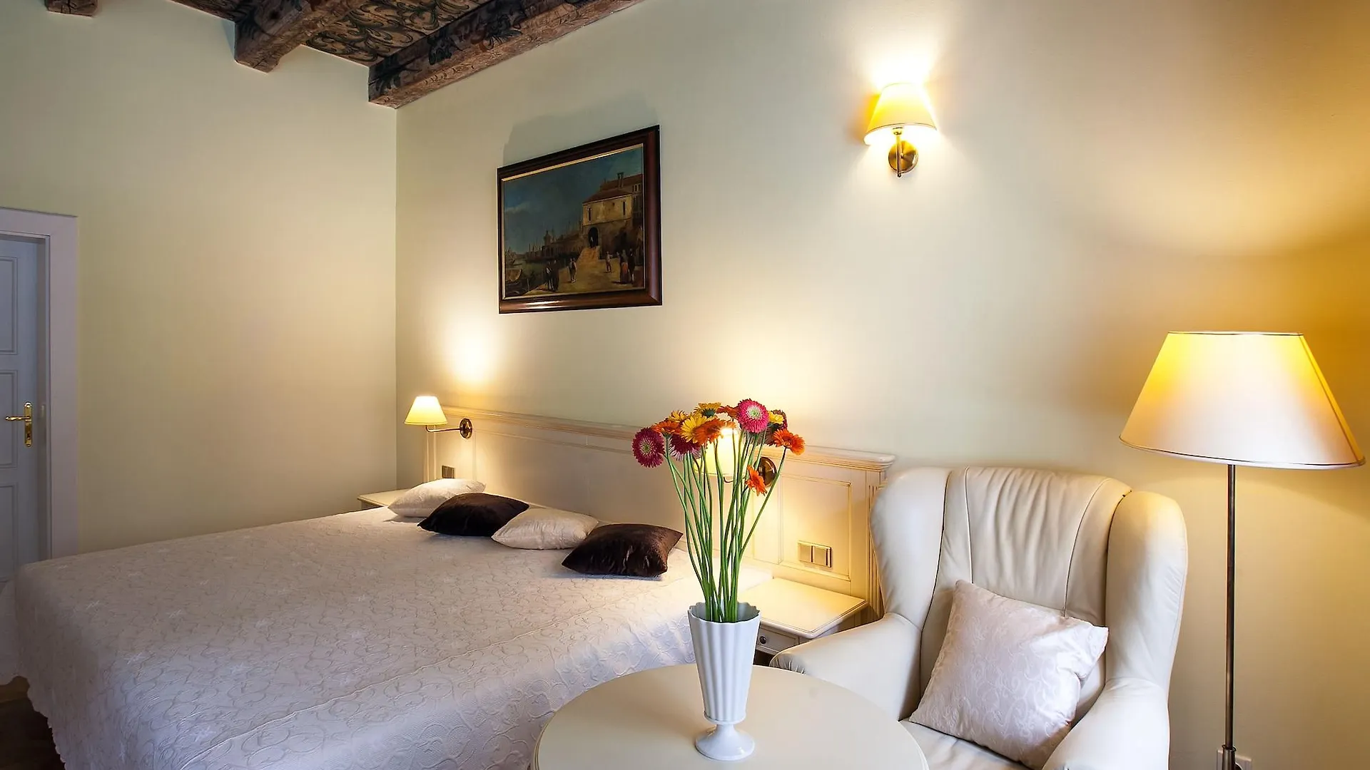 Tyn Yard Residence Praag