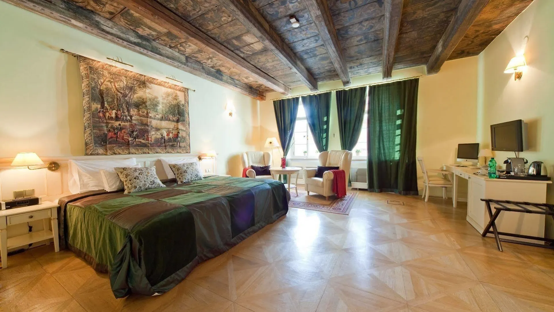 Tyn Yard Residence Praag 4*,